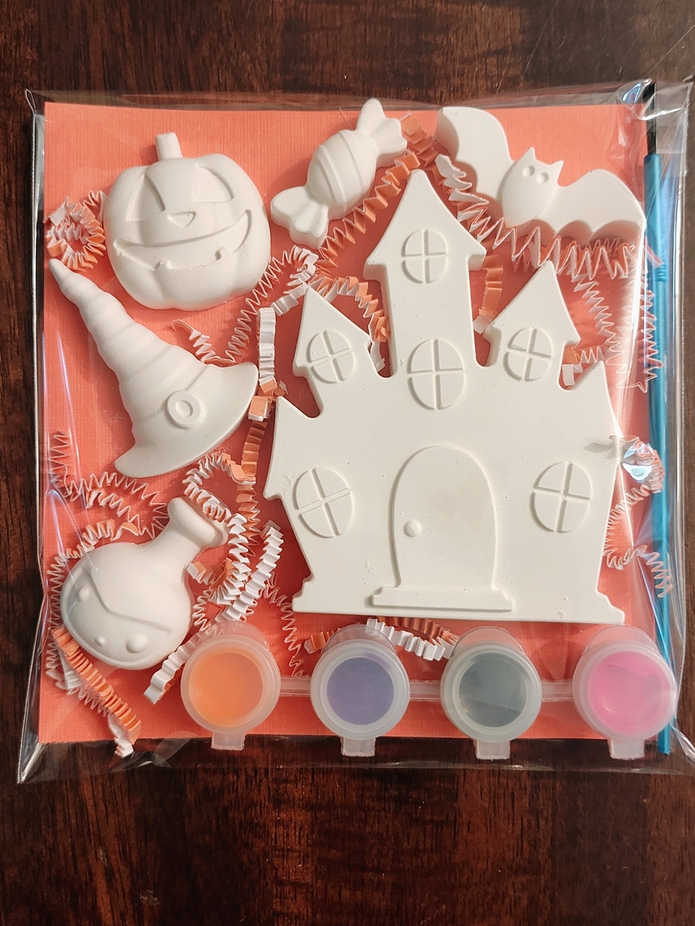 Halloween Plaster Paint Kit - White Haunted House & Accessories